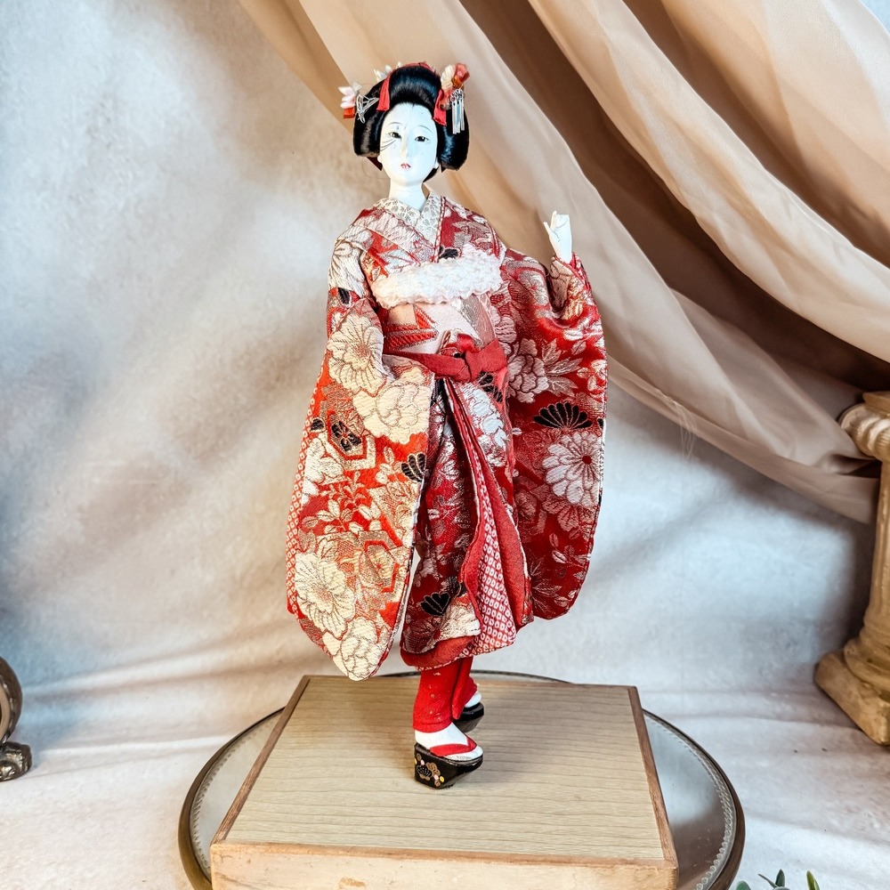 Vintage Japanese Geisha Doll
